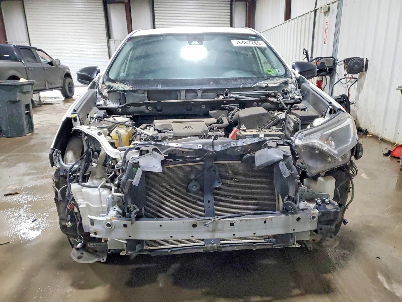 2018 Toyota Rav4 Le - zdjęcie 5