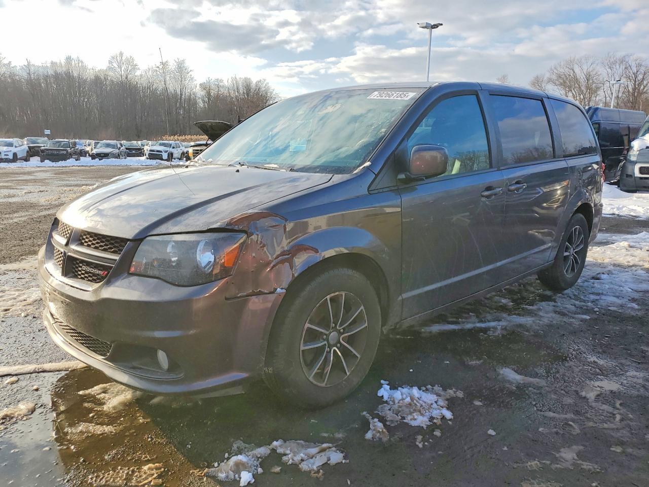 2019 Dodge Grand Caravan Gt - zdjęcie główne