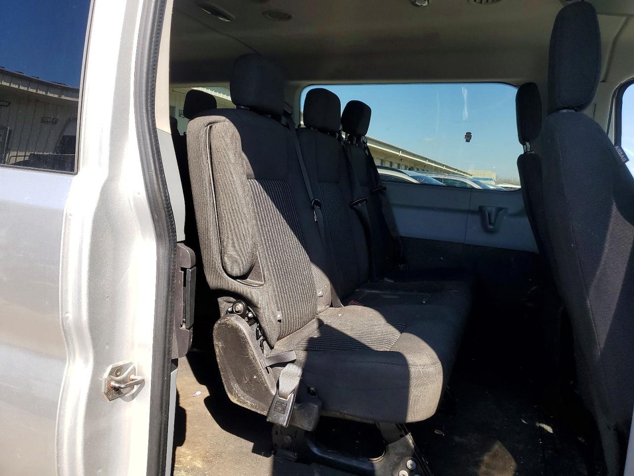 2015 Ford Transit T-350 - zdjęcie 11