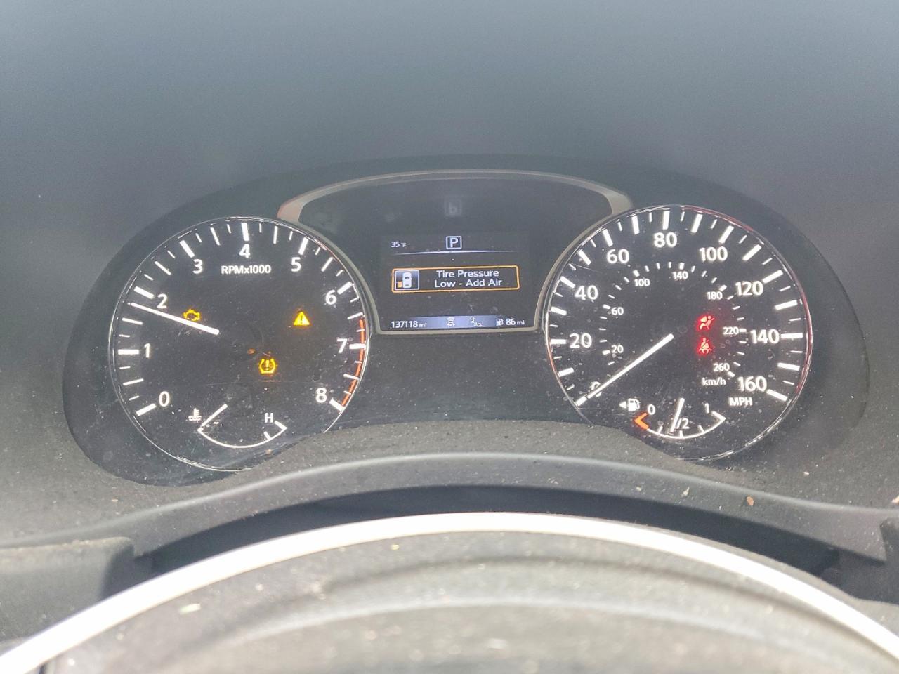 2020 Nissan Pathfinder Sv - zdjęcie 9