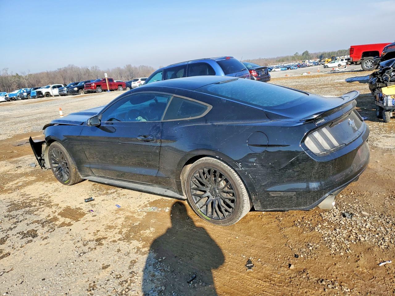 2015 Ford Mustang - zdjęcie 2