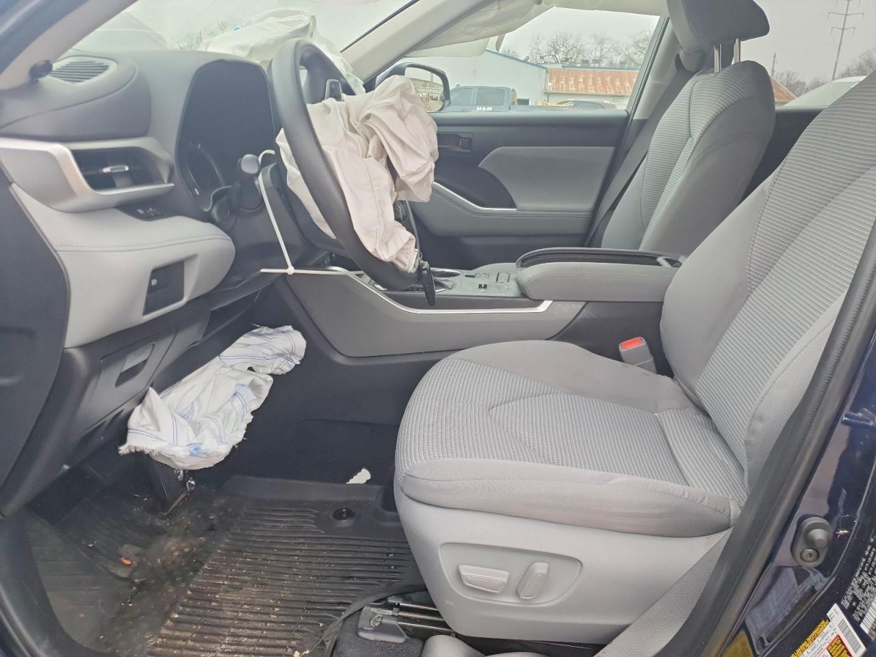 2022 Toyota Highlander L - zdjęcie 7