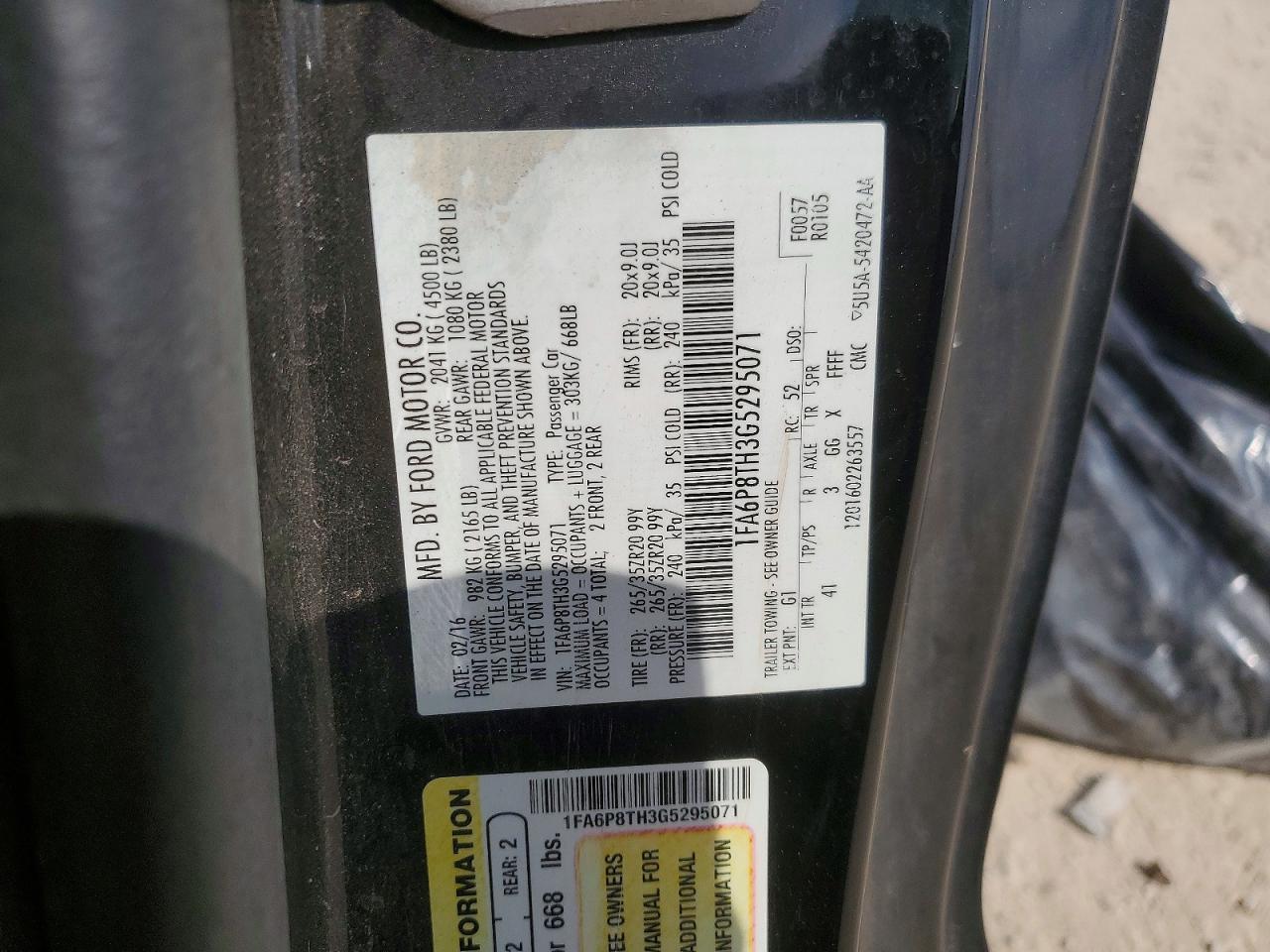 2016 Ford Mustang - zdjęcie 12