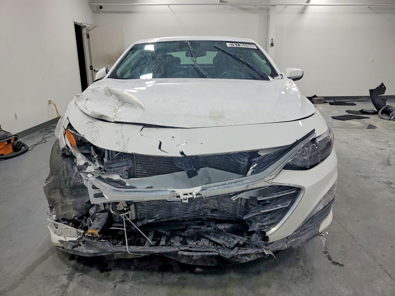 2024 Chevrolet Malibu Lt - zdjęcie 5