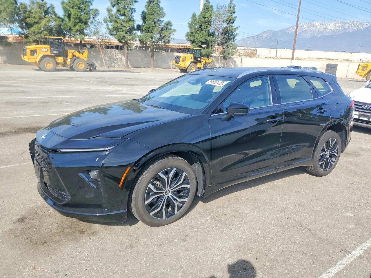 2025 Toyota Crown Signia Xle - zdjęcie główne