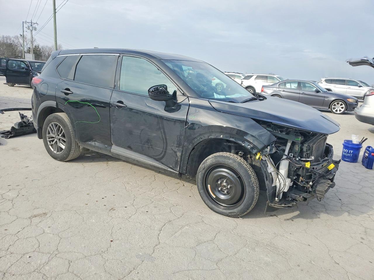 2024 Nissan Rogue S - zdjęcie 4