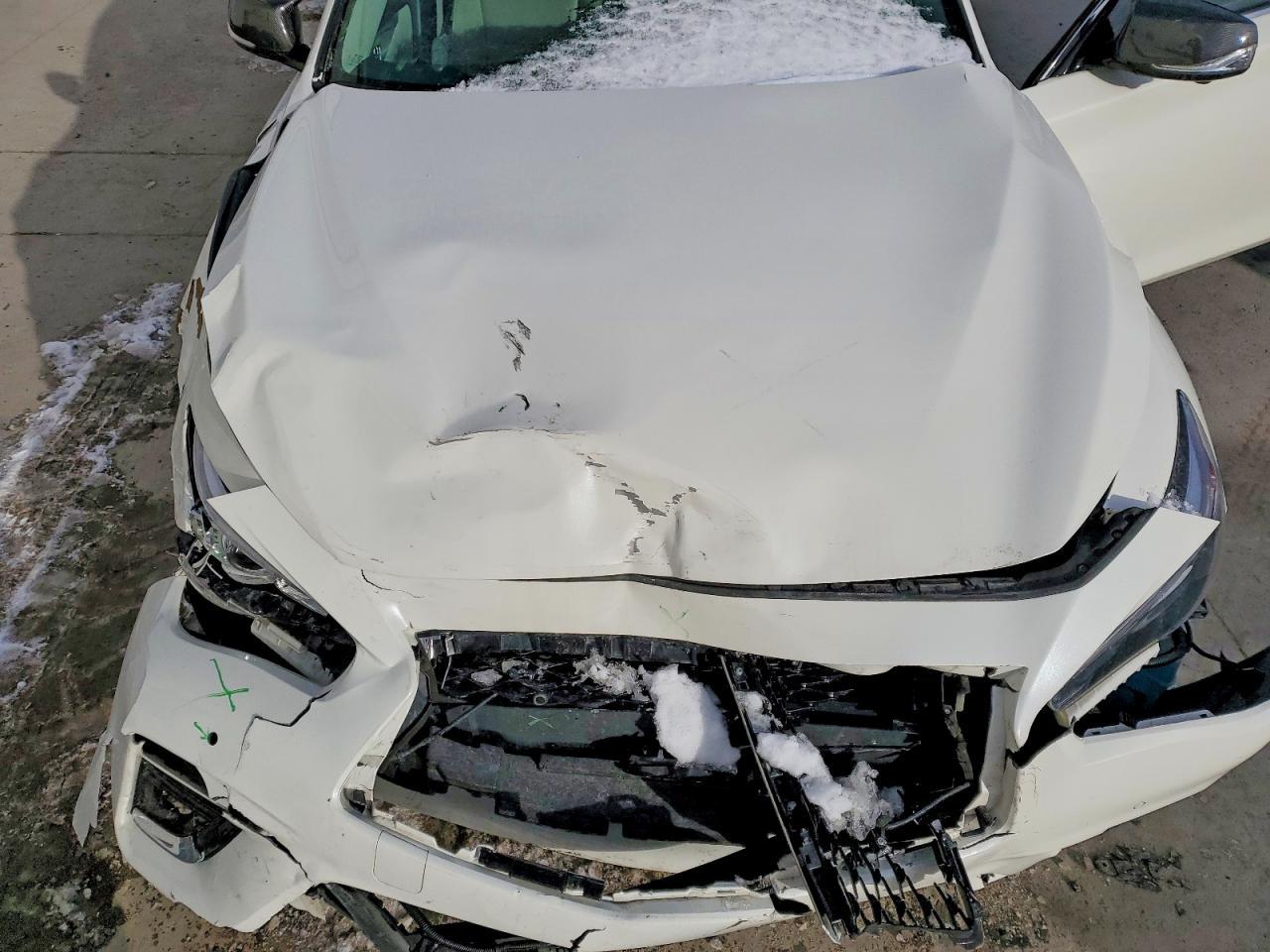 2021 Infiniti Q50 Luxe - zdjęcie 11