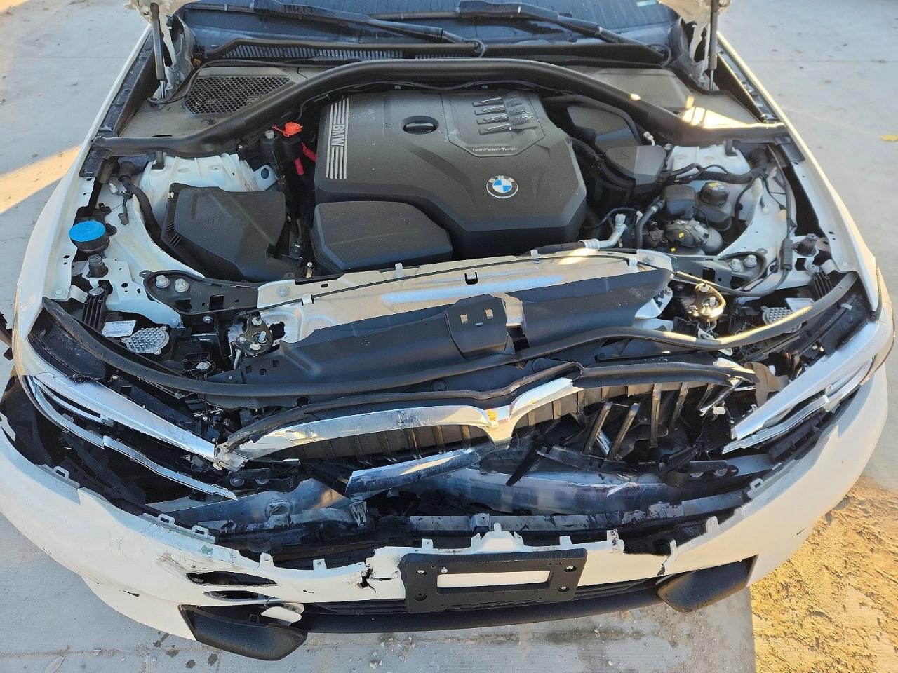 2021 BMW Motorrad 330I - zdjęcie 11