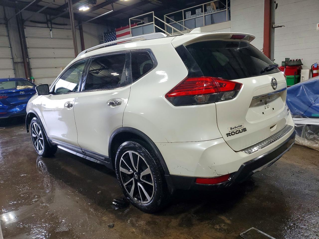 2017 Nissan Rogue Sl - zdjęcie 2