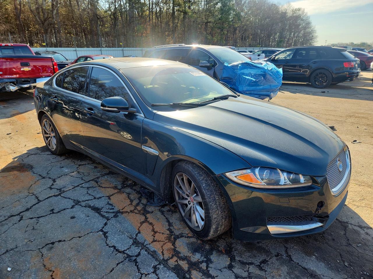 2014 Jaguar Xf - zdjęcie 4