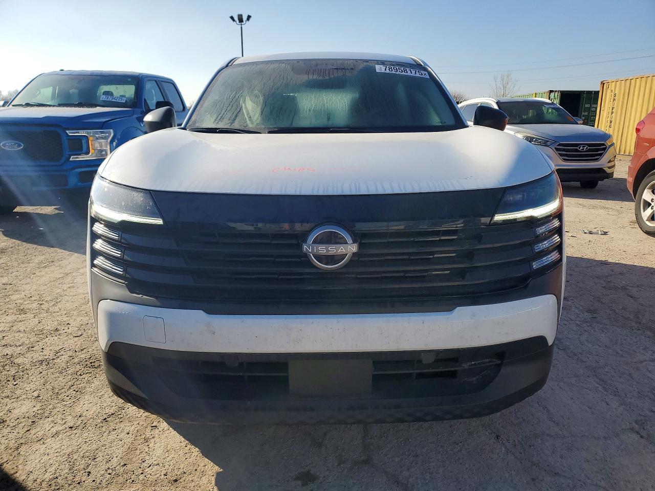 2025 Nissan Kicks S - zdjęcie 5