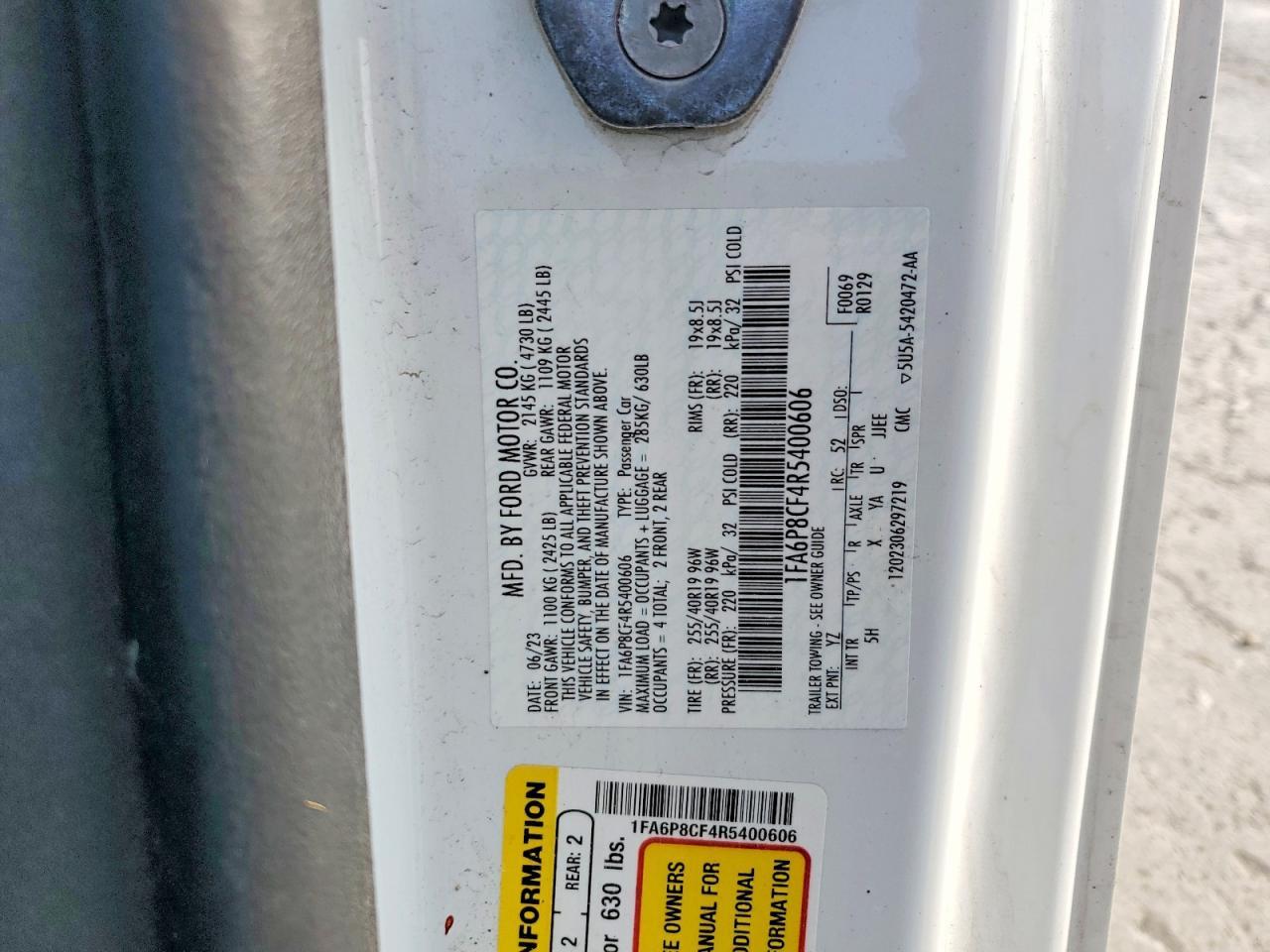 2024 Ford Mustang Gt - zdjęcie 12