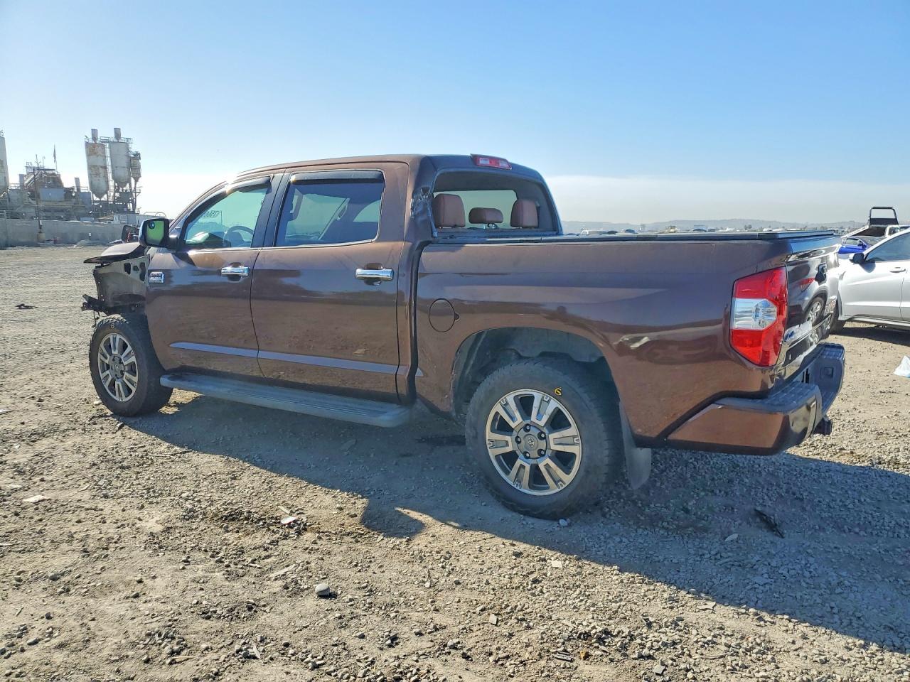 2016 Toyota Tundra Crewmax 1794 - zdjęcie 2