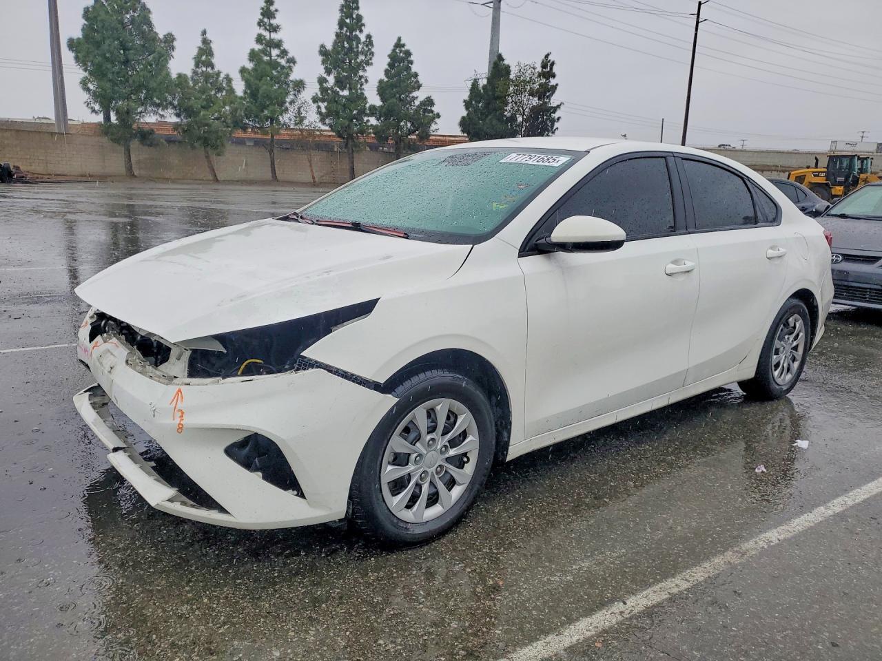 2022 Kia Forte Fe - zdjęcie główne