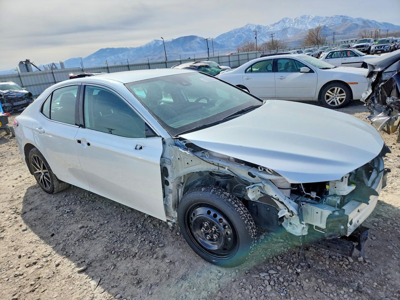 2022 Toyota Camry Xle - zdjęcie 4