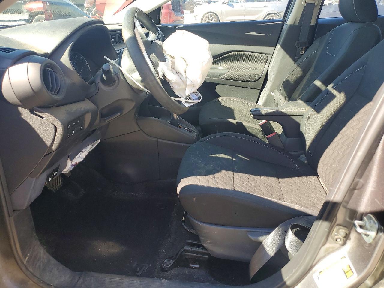 2022 Nissan Kicks S - zdjęcie 7