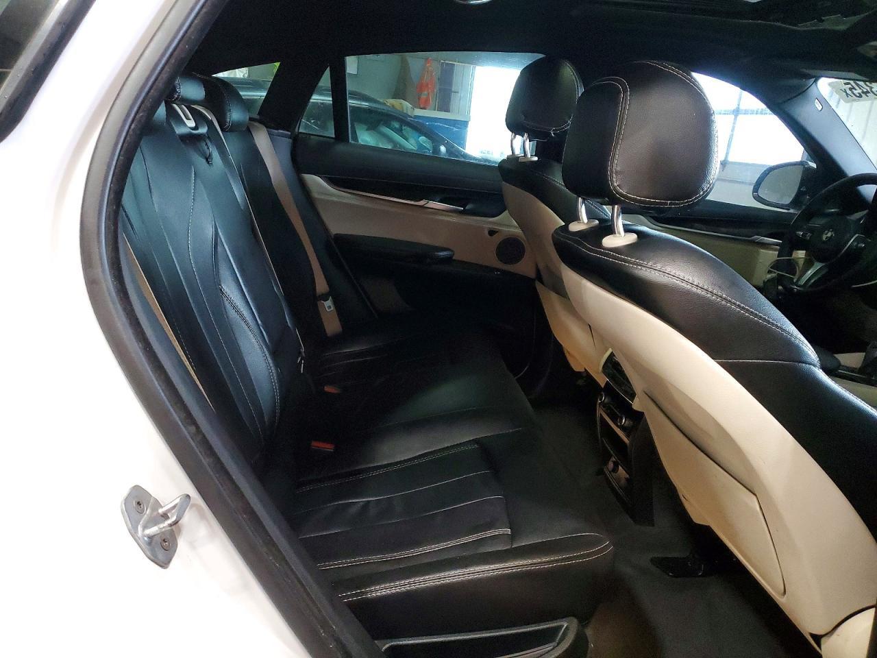 2016 BMW X6 xDrive35I - zdjęcie 11