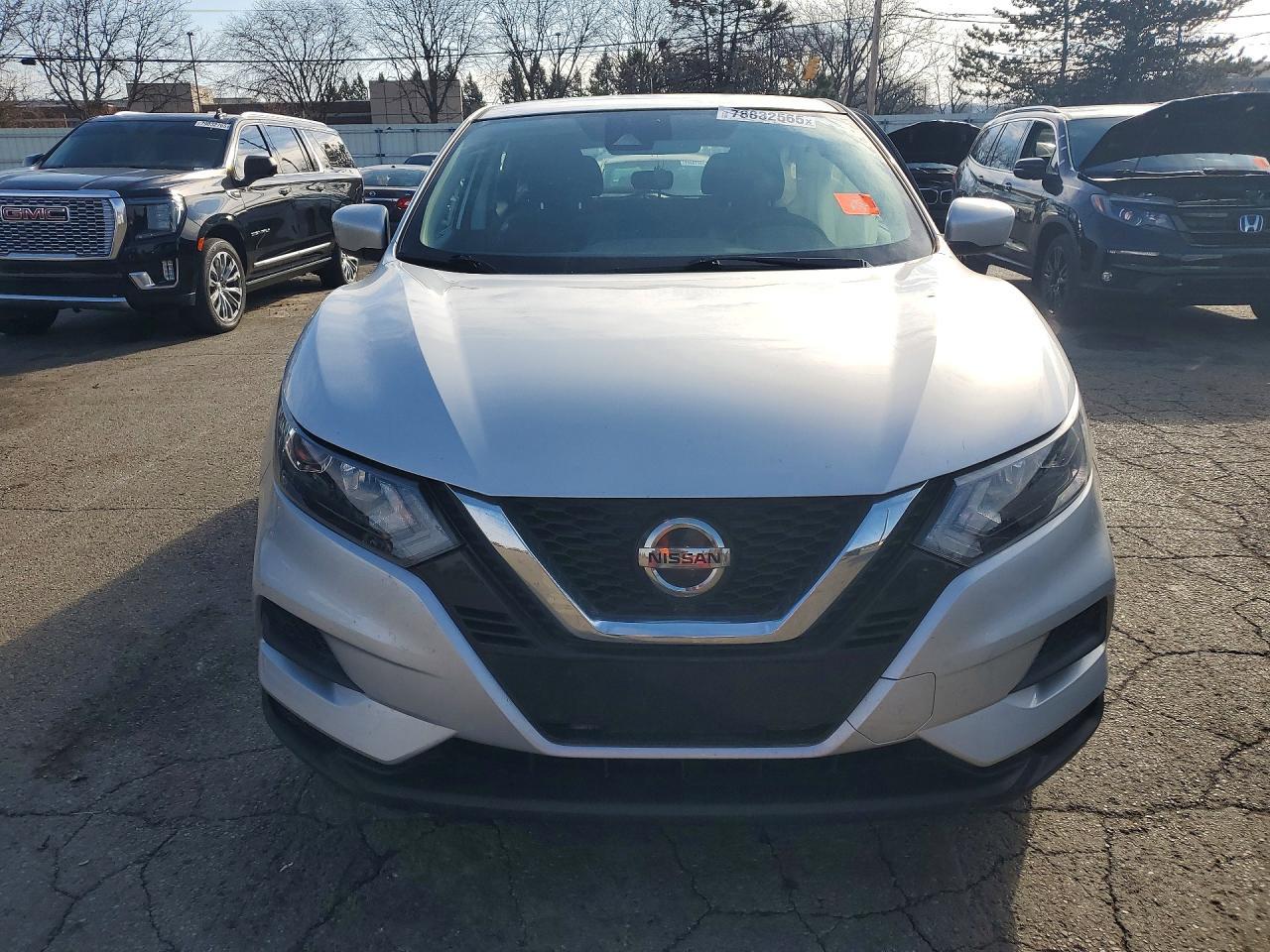 2020 Nissan Rogue Sport S - zdjęcie 5