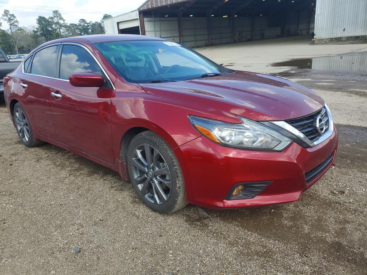 2018 Nissan Altima 2.5 Sr - zdjęcie 4