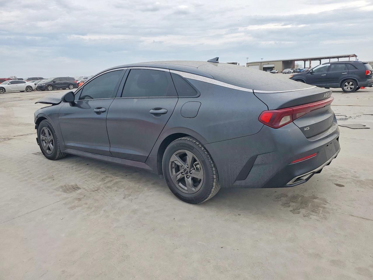 2023 Kia K5 Lxs - zdjęcie 2