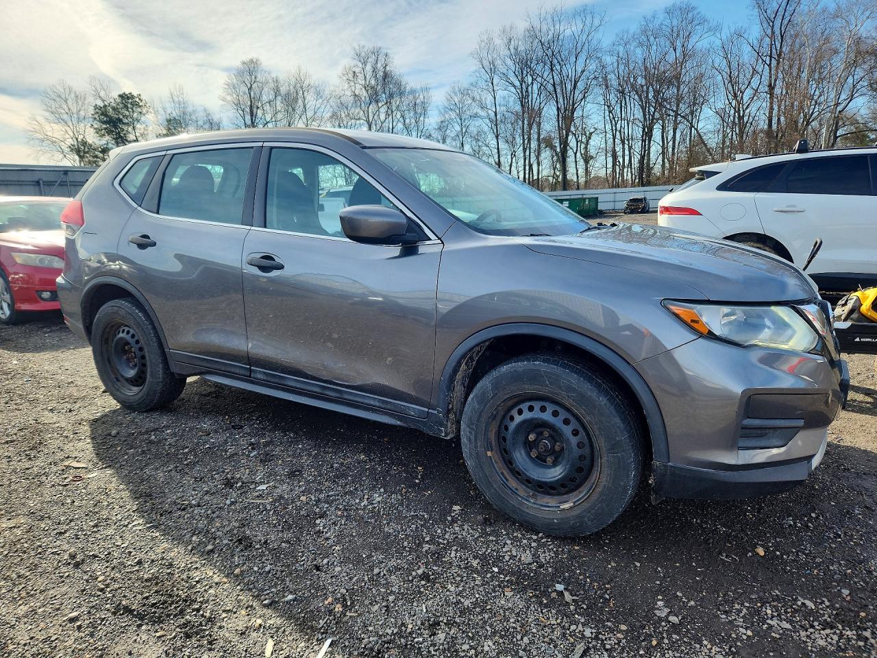 2017 Nissan Rogue S - zdjęcie 4