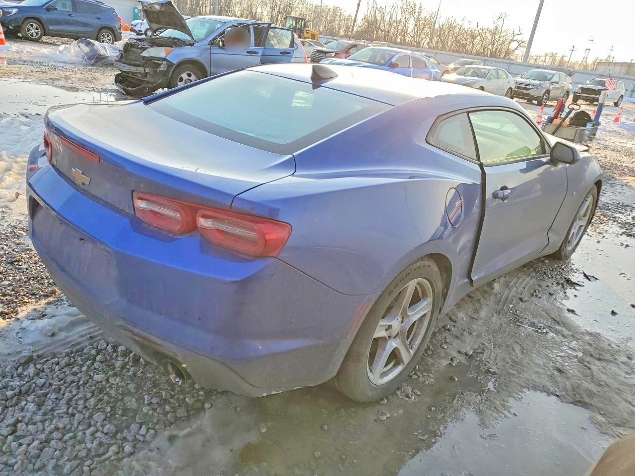 2019 Chevrolet Camaro Ls - zdjęcie 3