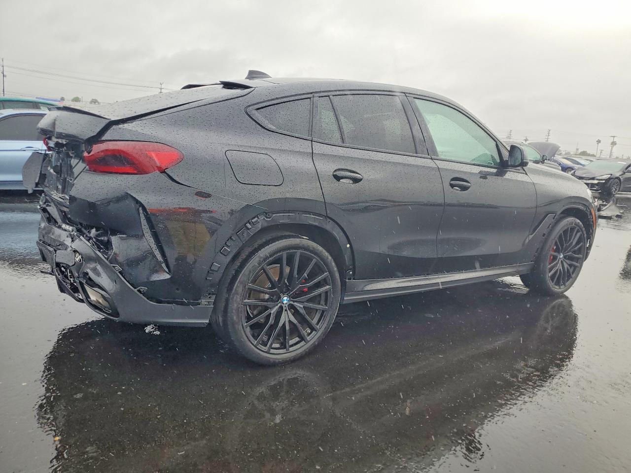 2023 BMW X6 xDrive40I - zdjęcie 3