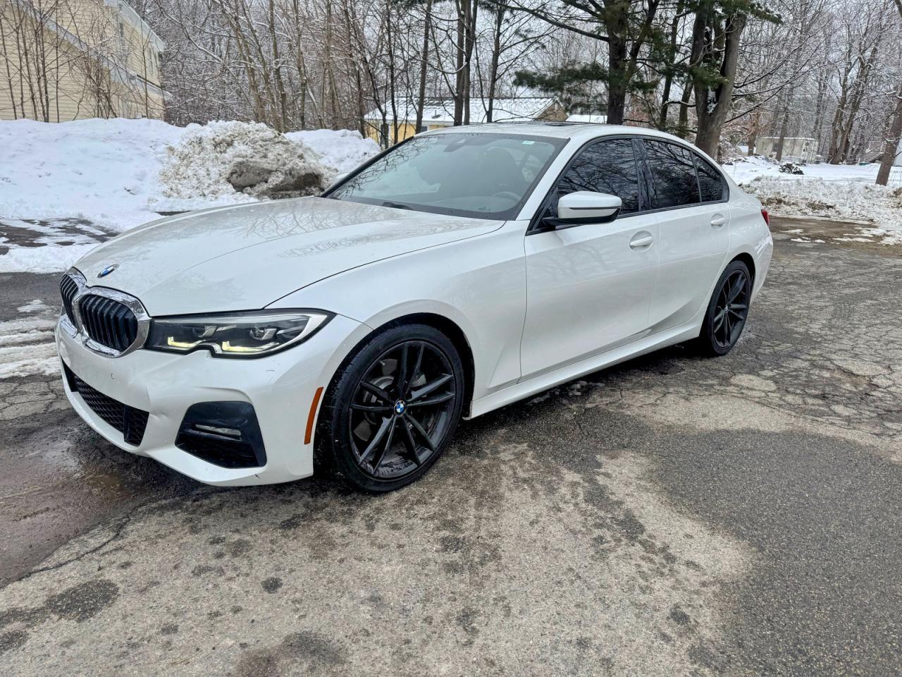 2021 BMW 330Xi White - zdjęcie 2
