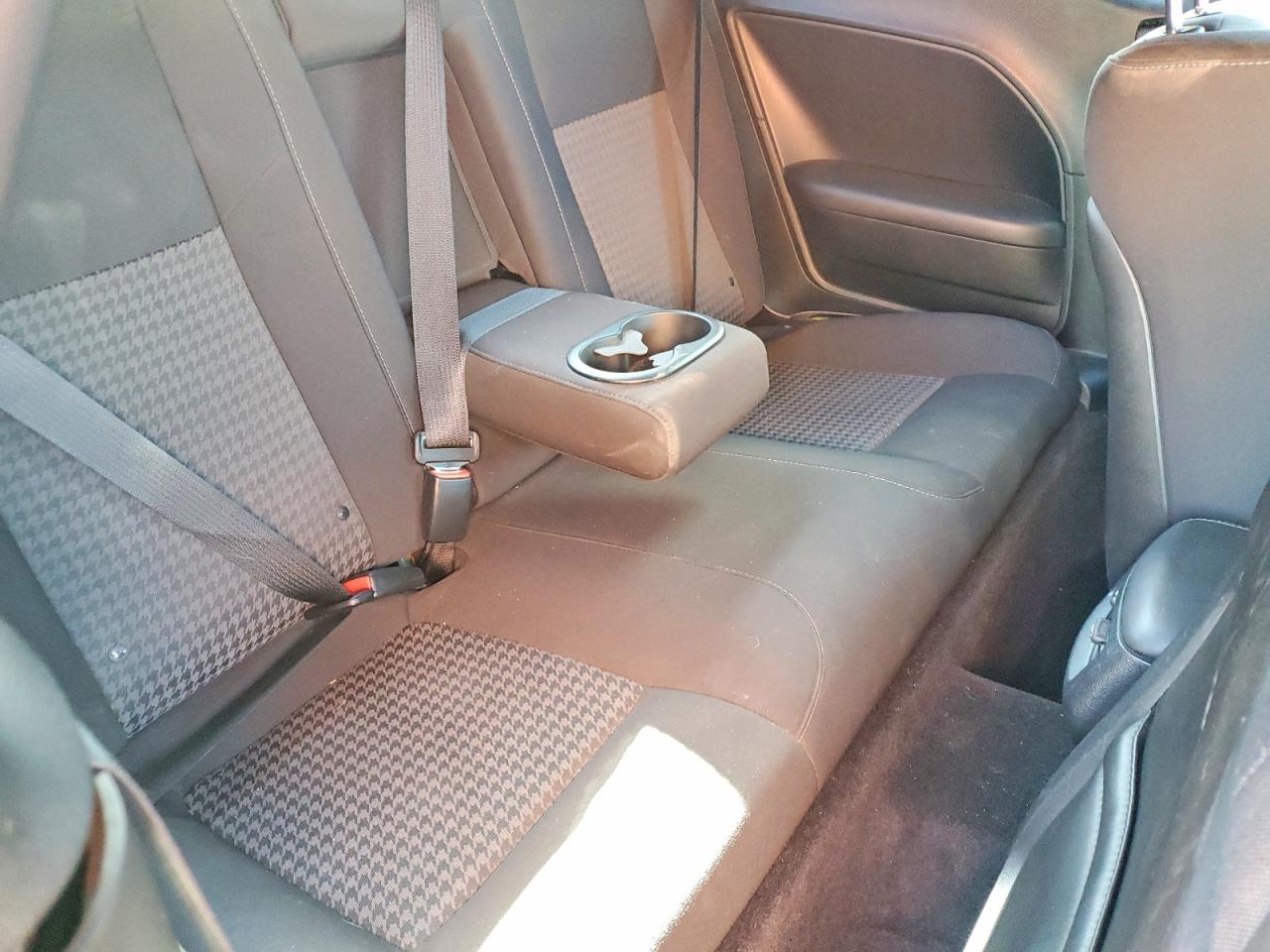 2017 Dodge Challenger R - zdjęcie 10