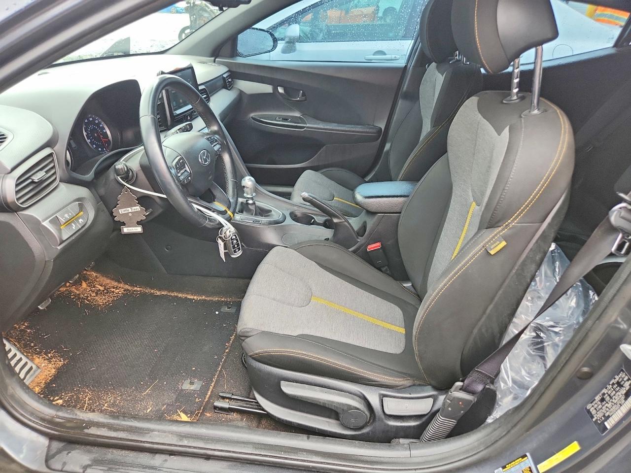2020 Hyundai Veloster 2.0L - zdjęcie 7