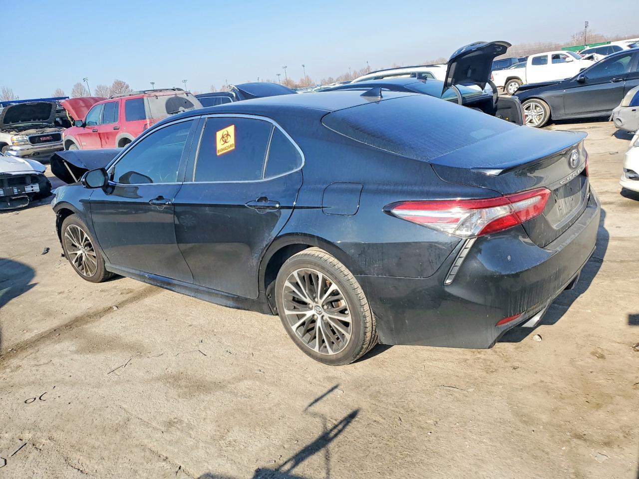 2019 Toyota Camry L - zdjęcie 2