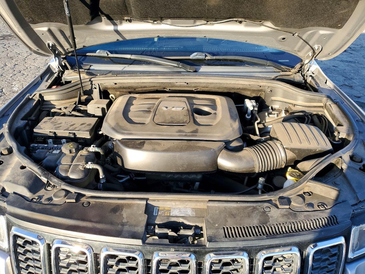 2017 Jeep Grand Cherokee Laredo - zdjęcie 12