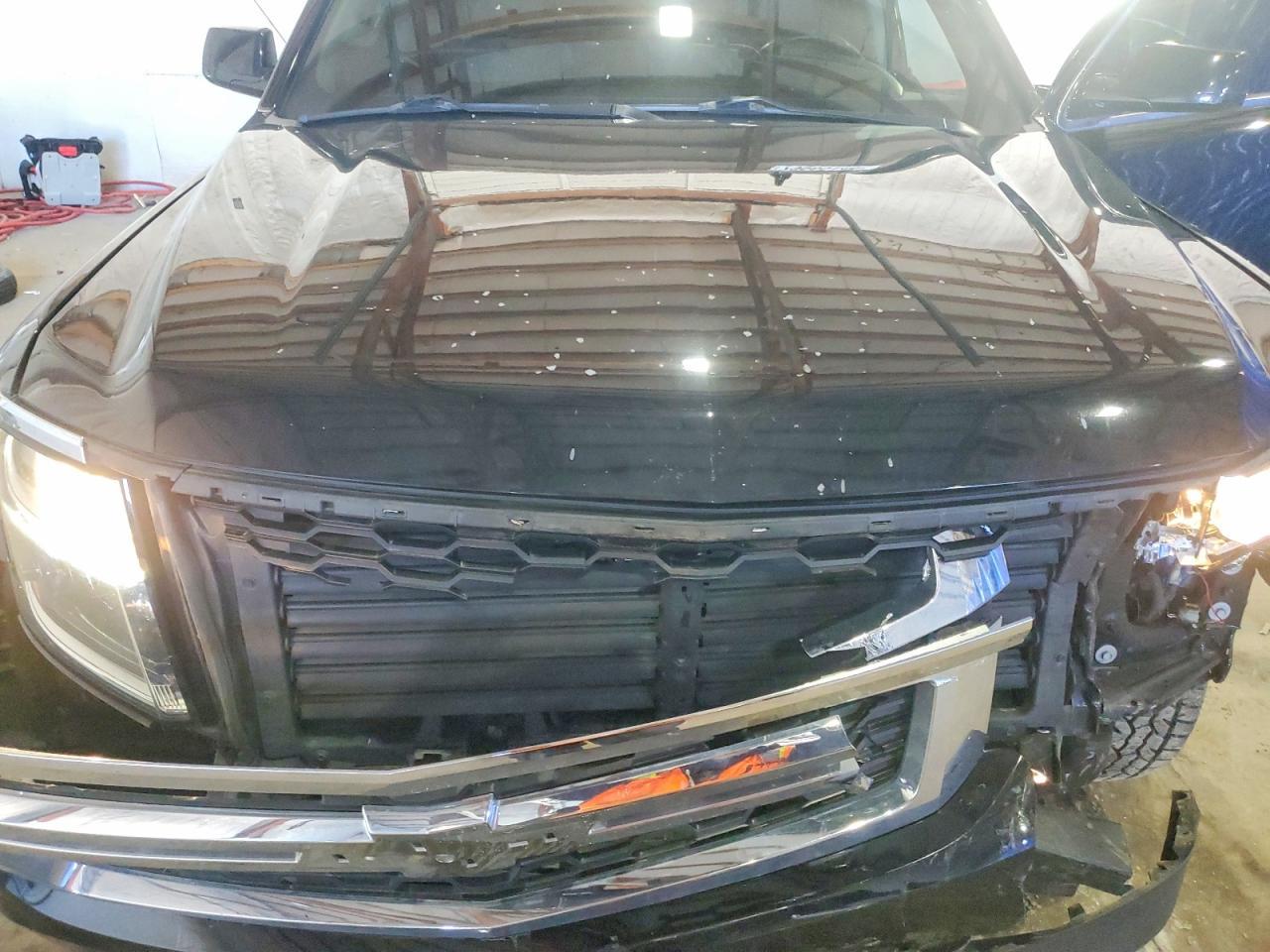 2020 Chevrolet Tahoe K1500 Lt - zdjęcie 11