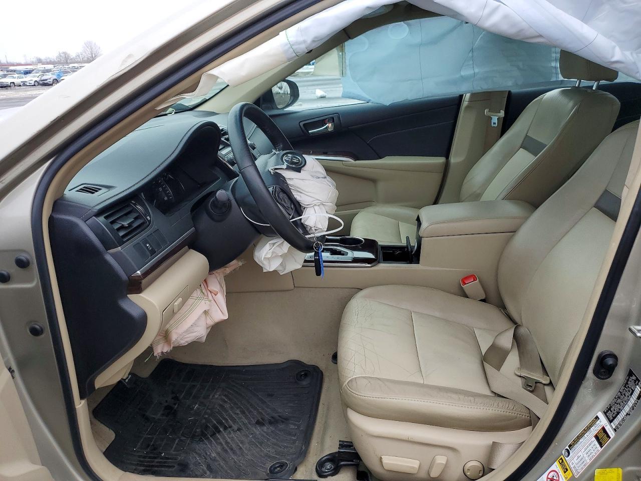 2014 Toyota Camry Se - zdjęcie 7