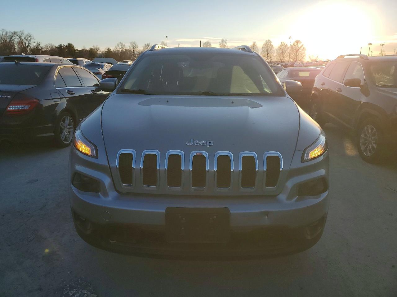 2014 Jeep Cherokee Latitude - zdjęcie 5