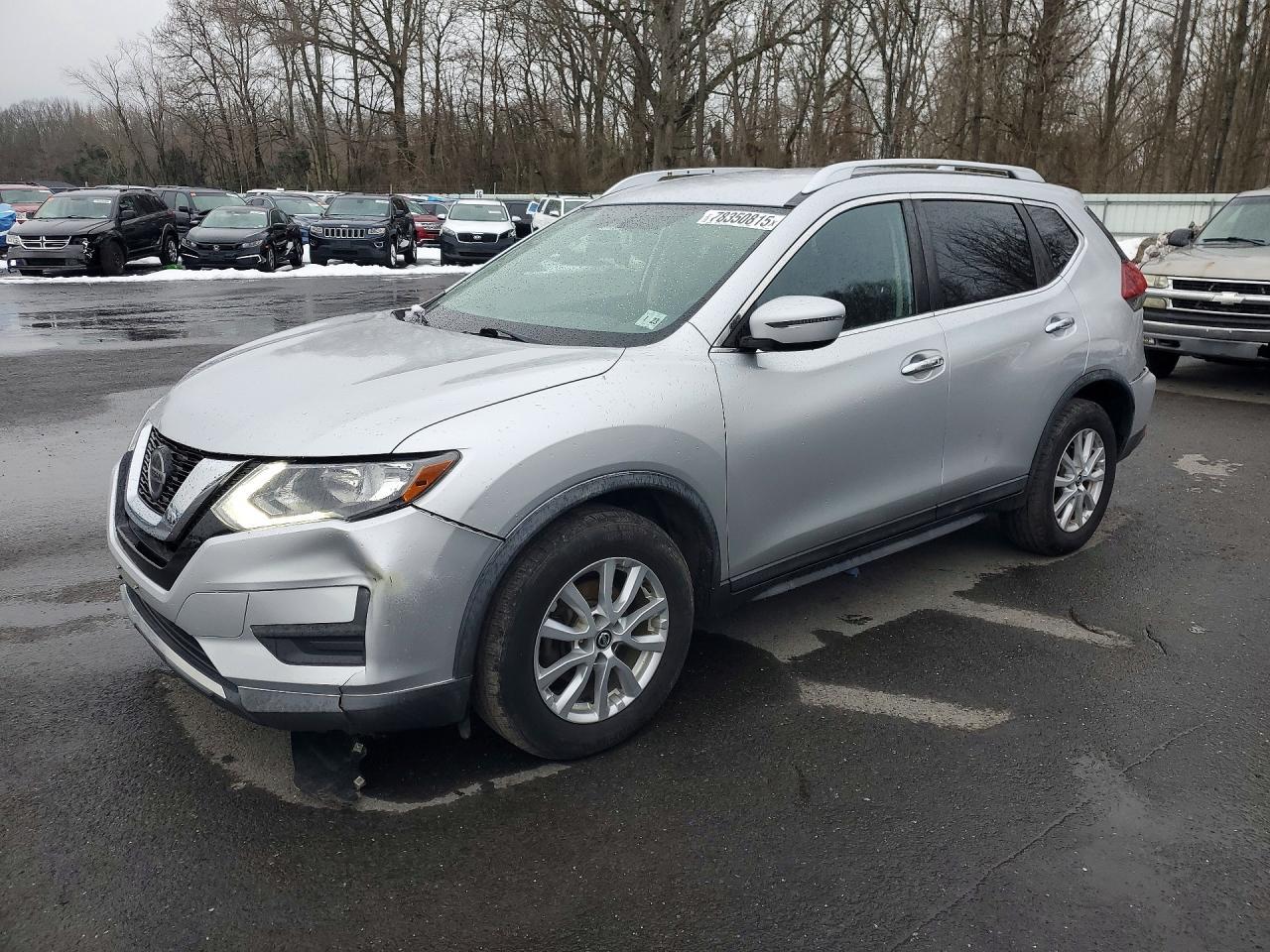 2018 Nissan Rogue Sv - zdjęcie główne