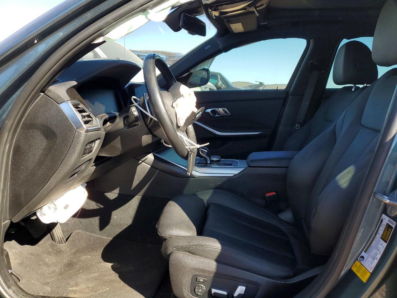 2021 BMW Motorrad 330I - zdjęcie 7