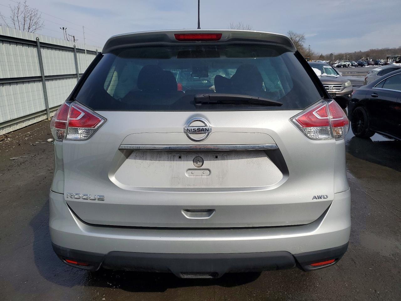 2016 Nissan Rogue S - zdjęcie 6