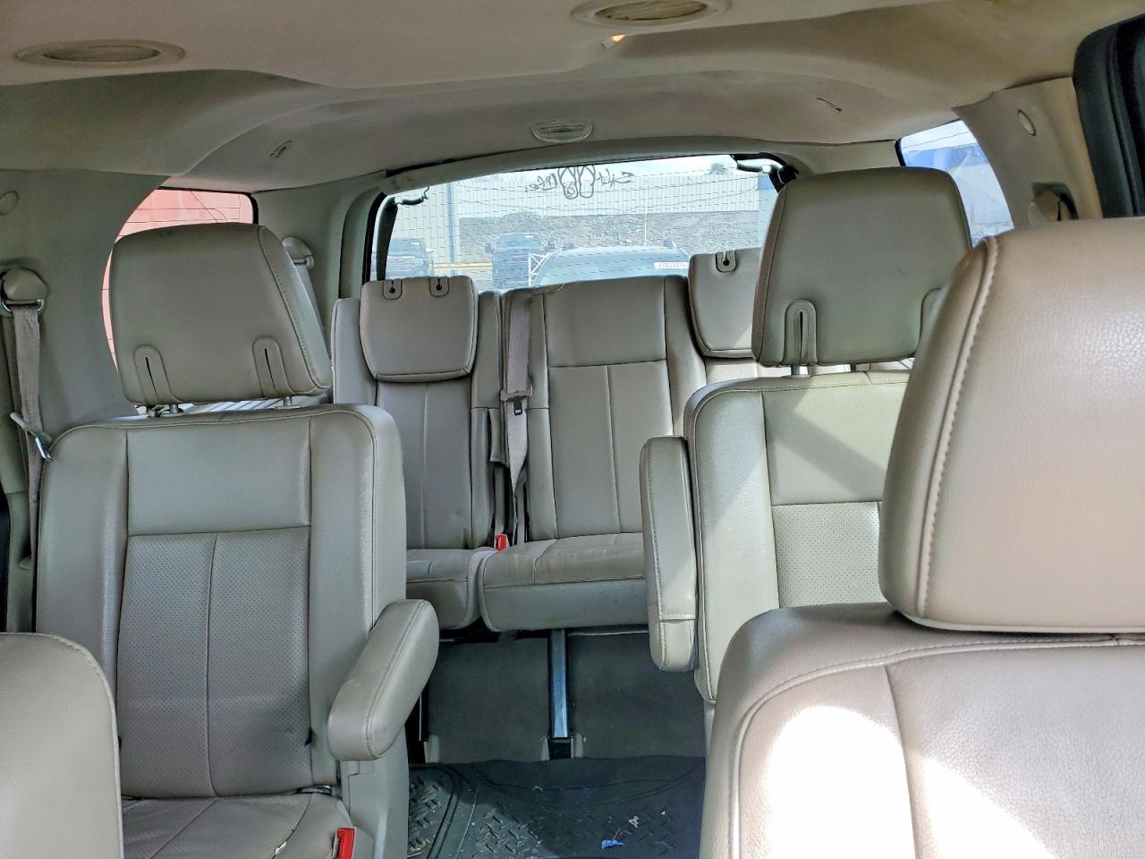 2013 Ford Expedition Limited - zdjęcie 10