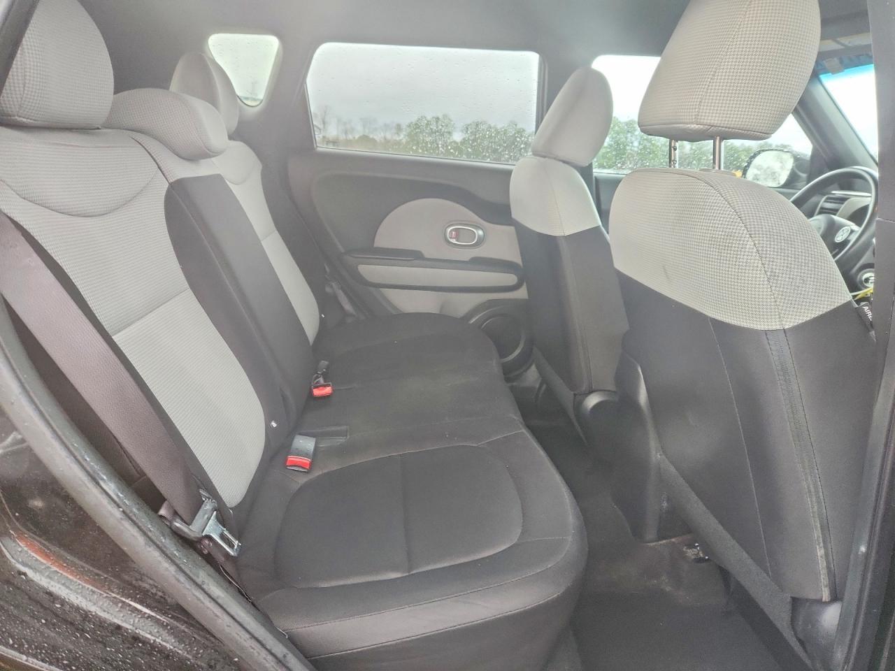 2016 Kia Soul Base - zdjęcie 10