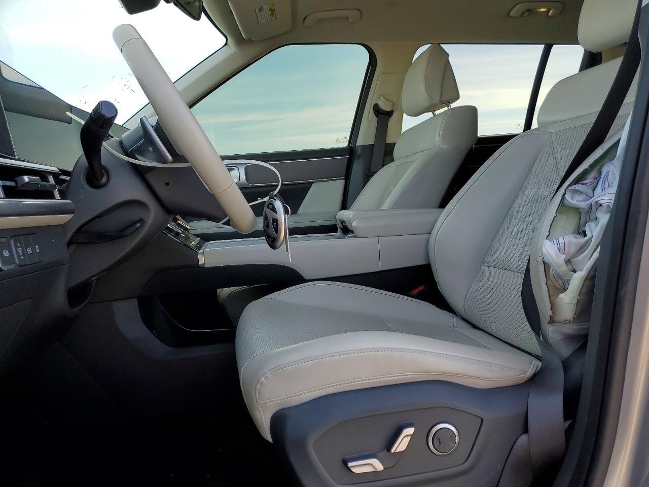 2025 Hyundai Santa Fe Sel - zdjęcie 7