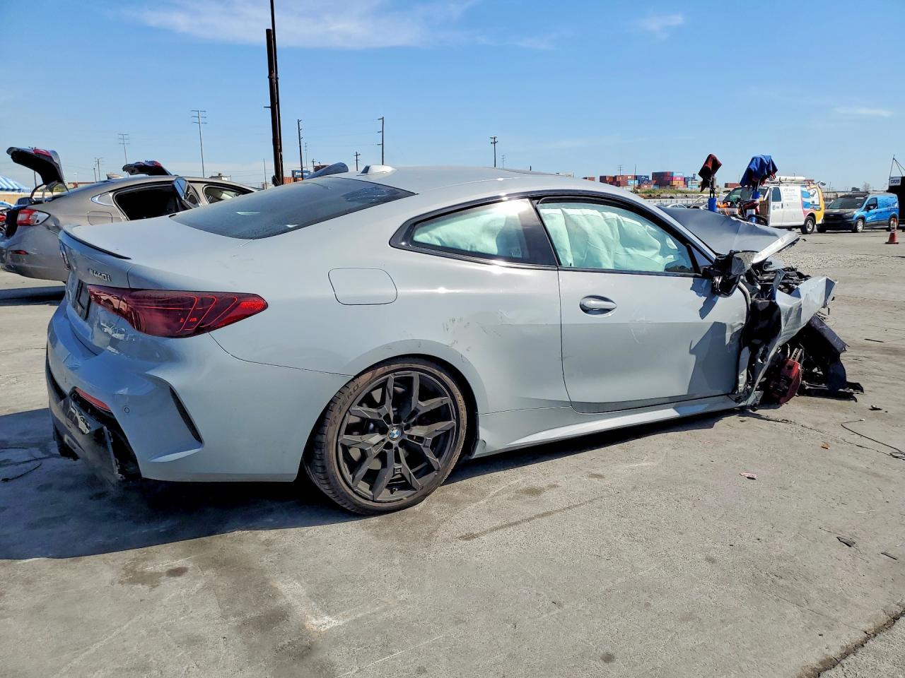 2025 BMW M440Xi - zdjęcie 3