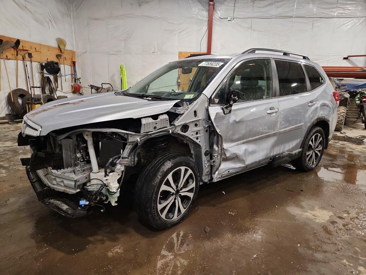 2021 Subaru Forester Limited - zdjęcie główne