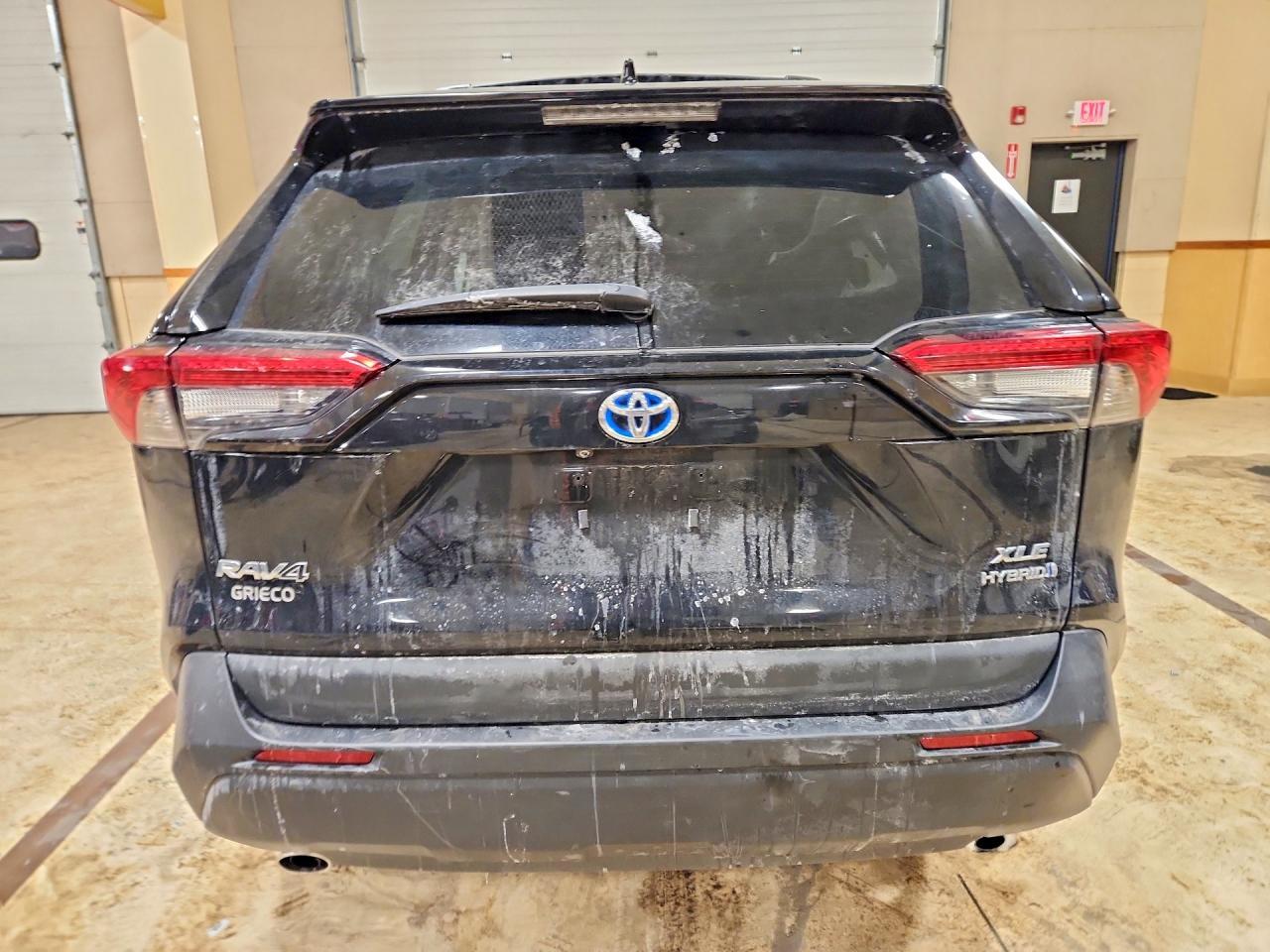 2024 Toyota Rav4 Hybrid Xle - zdjęcie 6