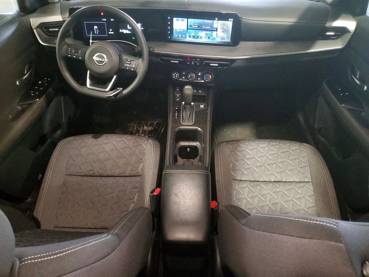 2025 Nissan Kicks Sv - zdjęcie 8