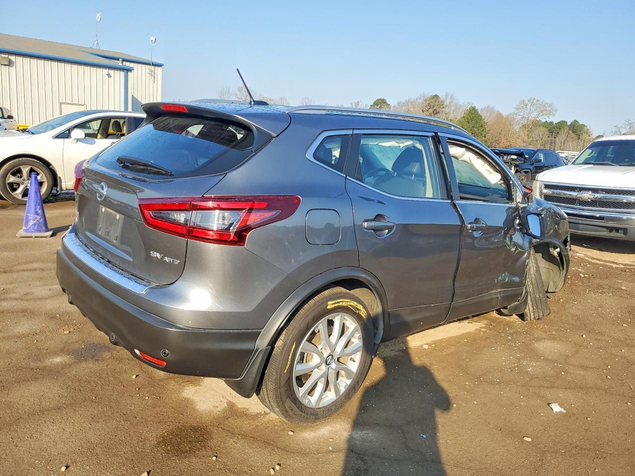 2021 Nissan Rogue Sport Sv - zdjęcie 3