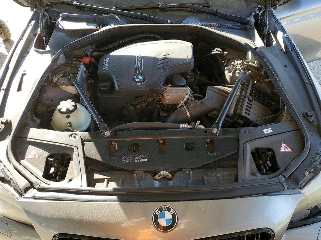 2013 BMW 528 I - zdjęcie 11