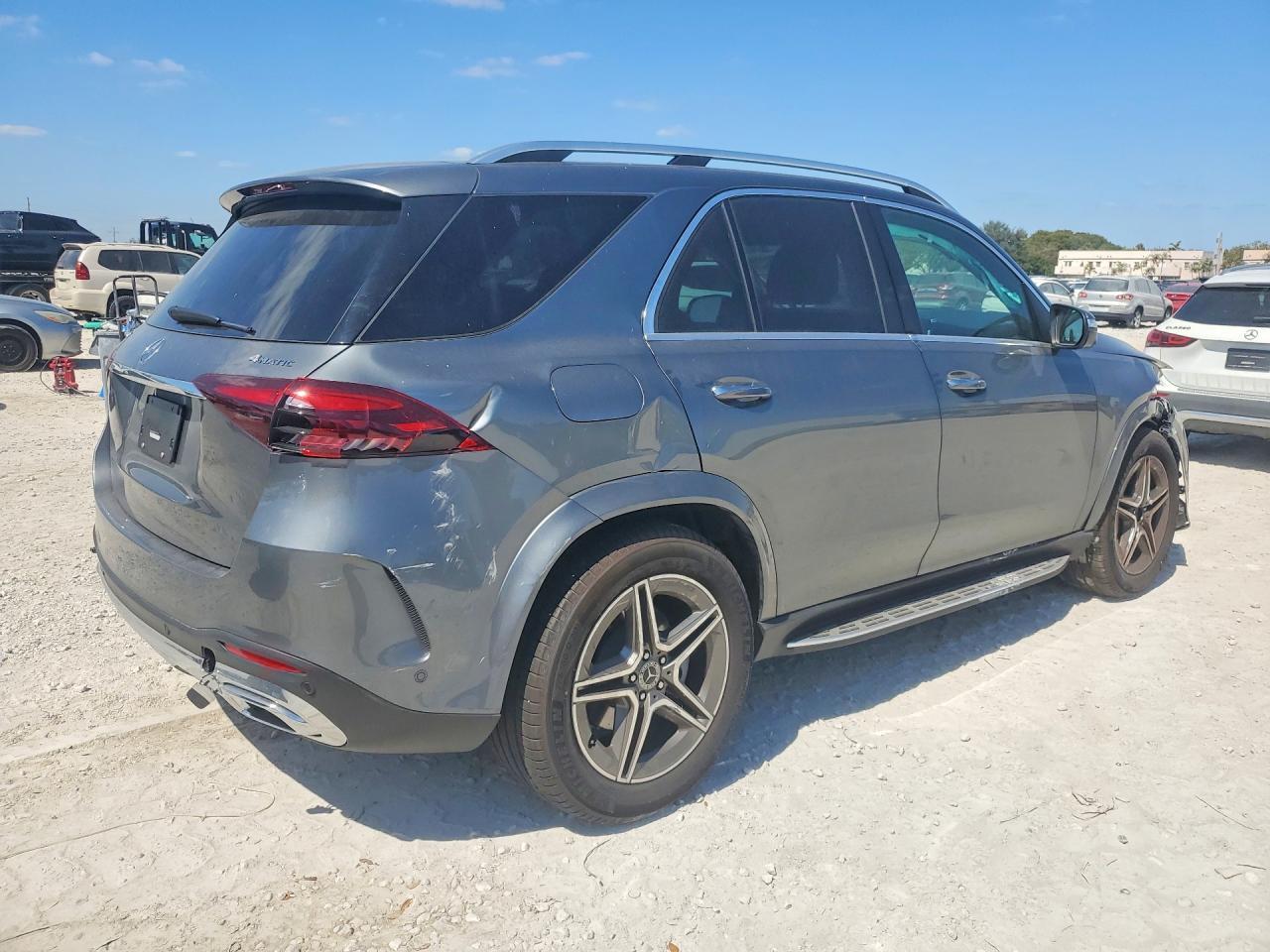 2026 Mercedes-Benz Gle 450 4Matic - zdjęcie 3