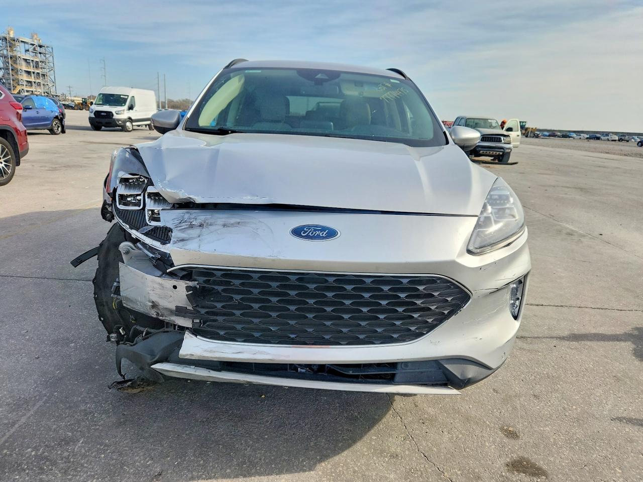 2020 Ford Escape Titanium - zdjęcie 5
