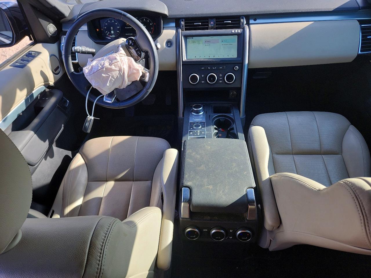 2020 Land Rover Discovery Landmark - zdjęcie 8